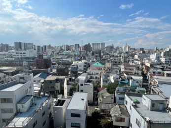 住戸からの眺望写真　東京の街並みを一望できる気持ちの良い眺望が広がります♪