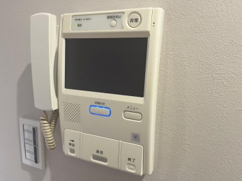 ���̑��@���s�u���j�^�z���ň��S��