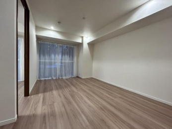 ���r���O�@���J�����̂��郊�r���O��