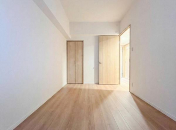 �m���@���m����