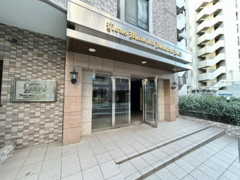 �G���g�����X�@�z�e�����C�N�ȃG���g�����X�ł���