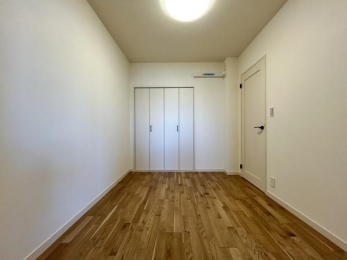 �m���@���m����