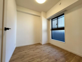 �m���@���m����