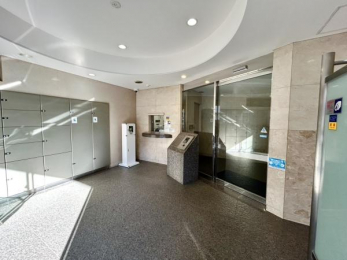 �G���g�����X�@�����S�̃��j�^�t�I�[�g���b�N��