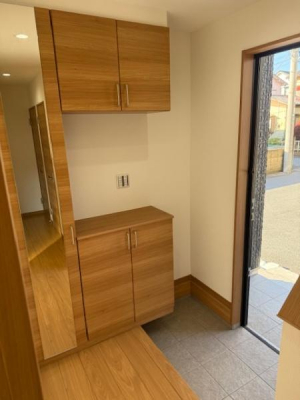 ���ց@�����ց��V���[�Y�{�b�N�X����