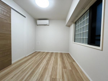 �Q���@���Q����