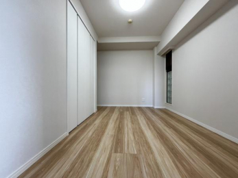 �m���@���m����