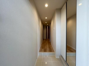 ���ց@�����ց��V���[�Y�{�b�N�X����