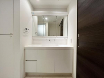 ���ʑ�E���ʏ��@�����ʑ䁙3�ʋ��A���[�L��