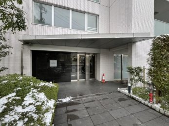 �G���g�����X�@�z�e�����C�N�ȃG���g�����X�ł���