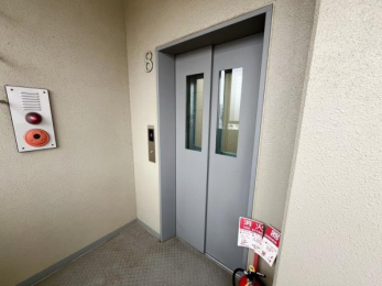 ���̑����p���@���G���x�[�^�[�ň��S