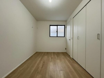 �Q���@���Q����