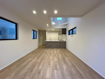 ���r���O�@�����r���O���z���肪�ǂ����邢