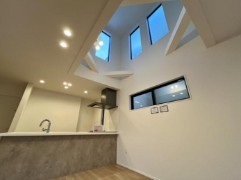 ���r���O�@����������������J���I