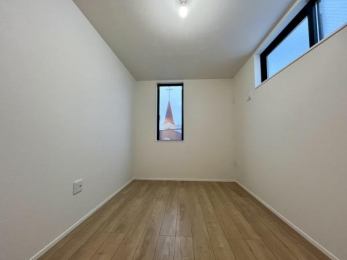 �m���@���m����