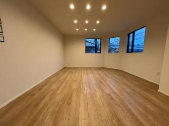 ���r���O�@�����r���O���z���肪�ǂ����邢