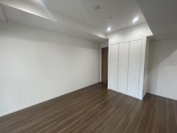 ���r���O�@-