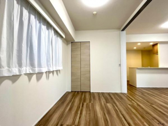 �q�������@���q��������