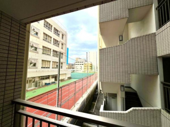 �Z�˂���̒��]�ʐ^�@����ʂ葤�ł͂Ȃ��̂ŐÂ��ł�