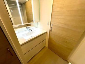 ���ʑ�E���ʏ��@�����ʑ䁙3�ʋ��A���[�L��