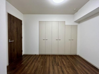 �Q���@���Q����