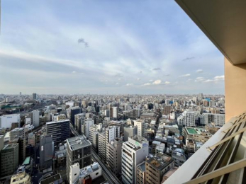 �Z�˂���̒��]�ʐ^�@�󂪖]�߂܂�