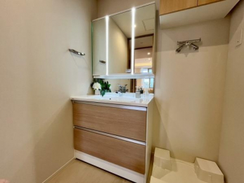 ���ʑ�E���ʏ��@�����ʑ䁙3�ʋ��A���[�L��