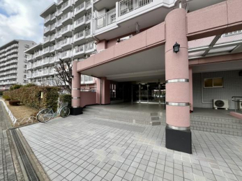 �G���g�����X�@�z�e�����C�N�ȃG���g�����X�ł���