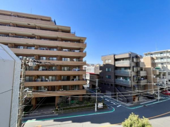 �Z�˂���̒��]�ʐ^�@�󂪖]�߂܂�