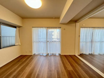 �m���@���m����