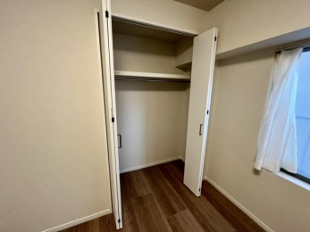 ���[�@�����[�� 