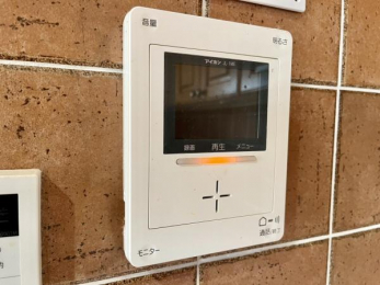 ���̑��@���s�u���j�^�z���ň��S��