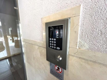 ���̑��@���s�u���j�^�z���ň��S��