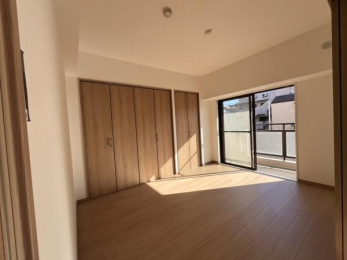 �m���@���m����