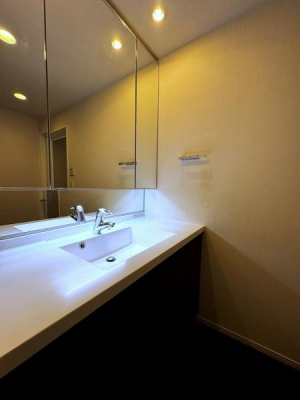 ���ʑ�E���ʏ��@�����ʑ䁙3�ʋ��A���[�L��