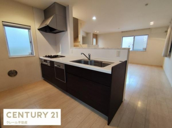 �L�b�`���@���J�E���^�[�L�b�`�����H���t