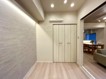 �m���@���m����