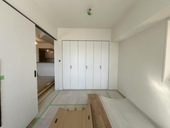 �m���@���m����