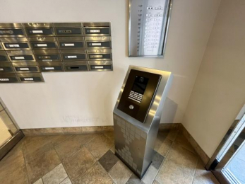 ���̑����p���@�����j�^�[�t���Z�L�����e�B�[��