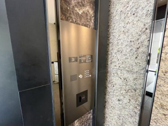 ���̑����p���@�����j�^�[�t���Z�L�����e�B�[��