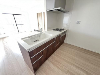 �L�b�`���@���L�b�`����3���K�X�R�����^�H��@�t