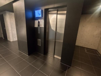 ���̑����p���@���G���x�[�^�[��