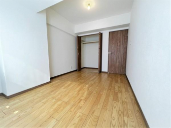 �m���@���m����